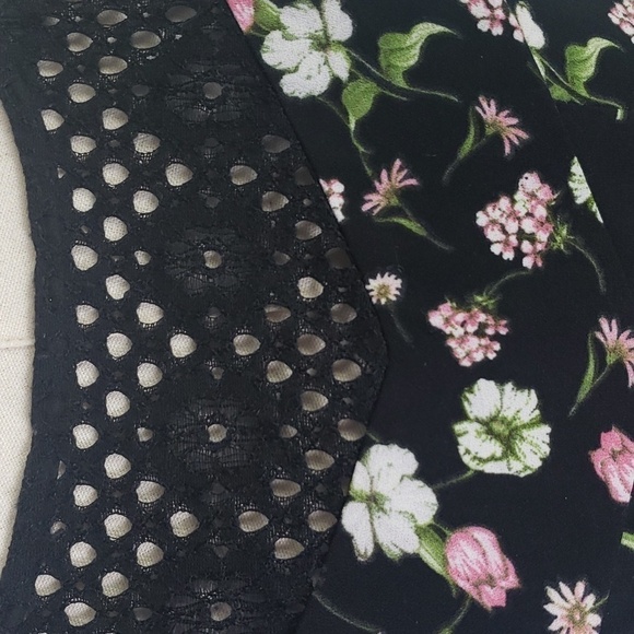 Gabby Skye Floral Sleeveless Fit to Flair Dress Size - Picture 5 of 12